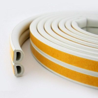 노화 저항 Tpe PVC Epdm 목문 고무 날씨 밀폐 스트립 아파트