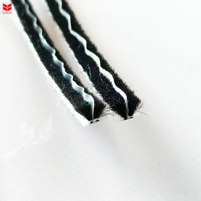 3-50mm 너비 핀 울 펠 창문 직물 봉인 스트립 붓 펠 날씨 스트립 펠 높이 3-25mm와 현대적인 디자인