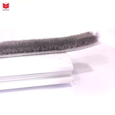 접착제 항풍 기상 스트립 도어 드래프트 stopper 문 Sweep 문 바닥 봉인 스트립과 100% PP 덩어리