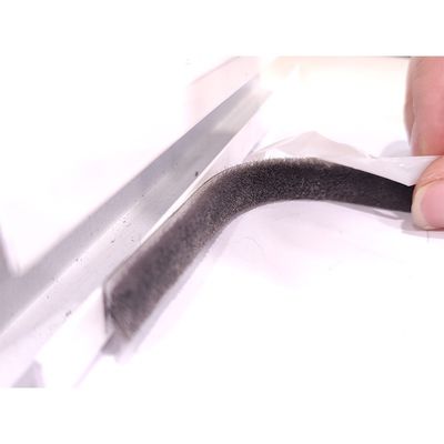 3-25mm 스파일 높이 회색 검은 맞춤 양털 스파일 문과 창문 날씨 스트립 자체와 ISO9001 2008 인증