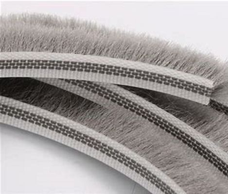 3-25mm 펠 높이 문 봉인 스트립 현대 디자인 3-50mm 폭과 어포시트 울 날씨 스트립